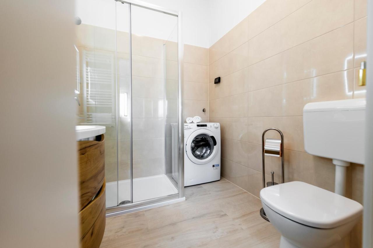 Comfort Apartments Karla Ровинь Экстерьер фото