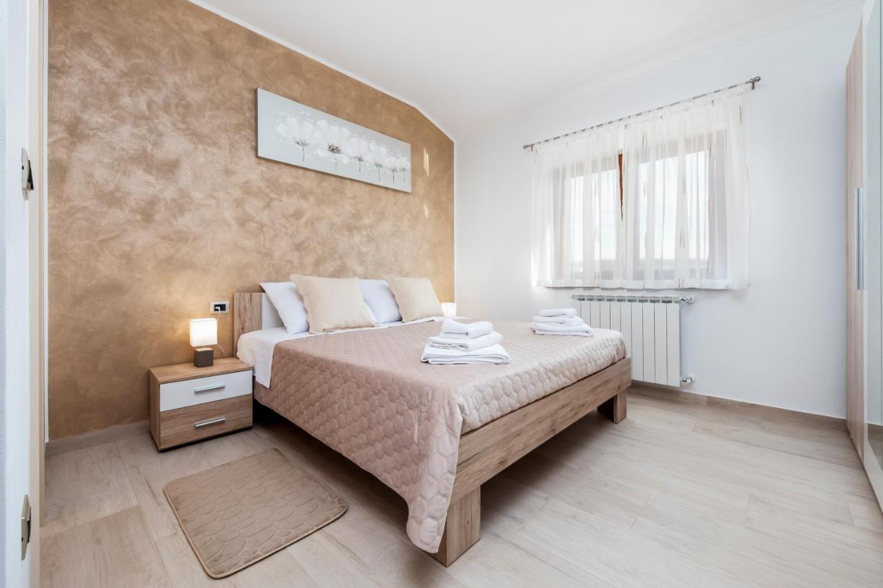 Comfort Apartments Karla Ровинь Экстерьер фото