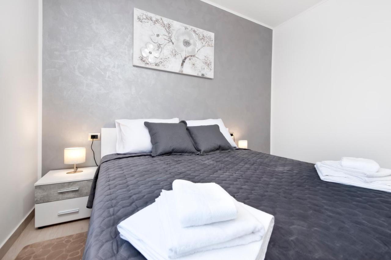 Comfort Apartments Karla Ровинь Экстерьер фото