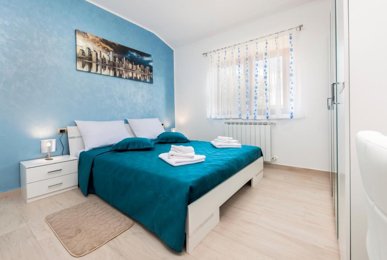 Comfort Apartments Karla Ровинь Экстерьер фото